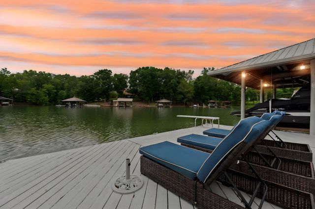 1112 Groover Road, Spring City, TN 37381