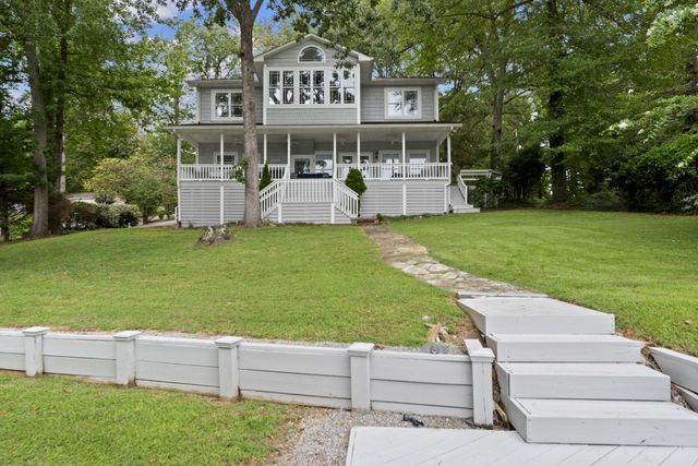 1112 Groover Road, Spring City, TN 37381