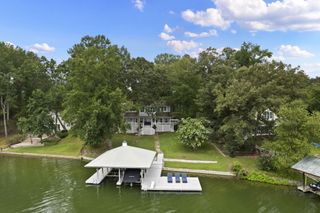 1112 Groover Road, Spring City, TN 37381