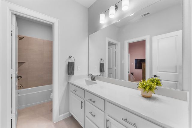 2115 Maddox Court, Heath, TX 75126