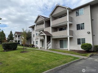1001 W Casino Rd #D104, Everett, WA 98204
