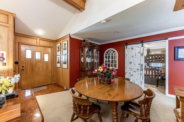 46 Point Loop, Huntsville, TX 77320