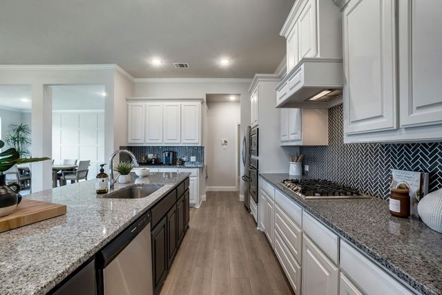 721 Stone Eagle Drive, Azle, TX 76020
