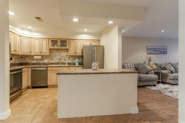 790 Senate Avenue, Evansville, IN 47711