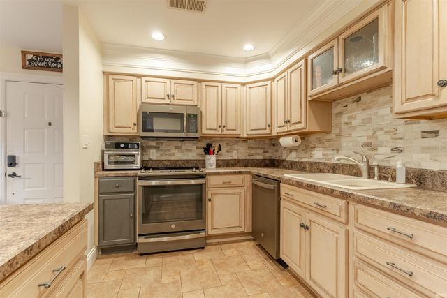 790 Senate Avenue, Evansville, IN 47711