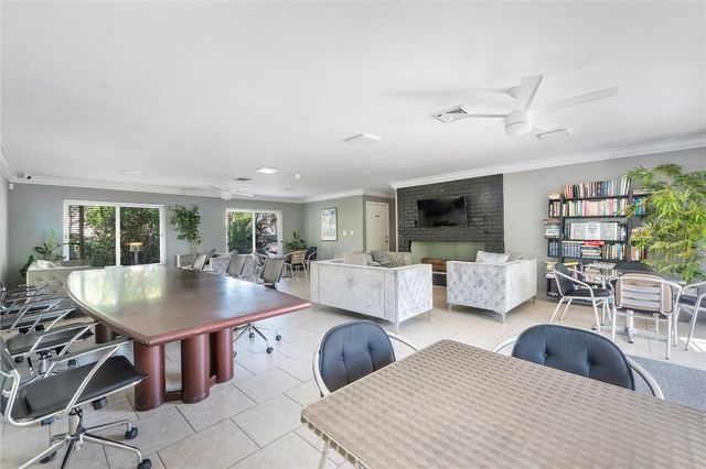 200 NE 19th Court 211M, Wilton Manors, FL 33305