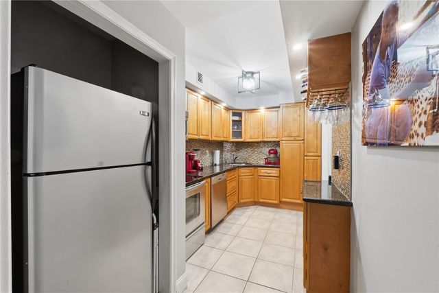 200 NE 19th Court 211M, Wilton Manors, FL 33305