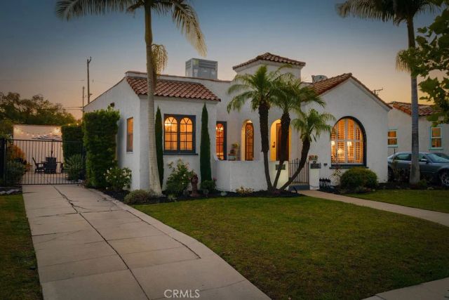 3475 Cerritos Avenue, Long Beach, CA 90807