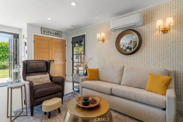 3475 Cerritos Avenue, Long Beach, CA 90807