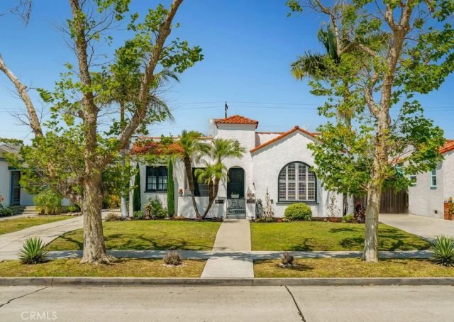 3475 Cerritos Avenue, Long Beach, CA 90807