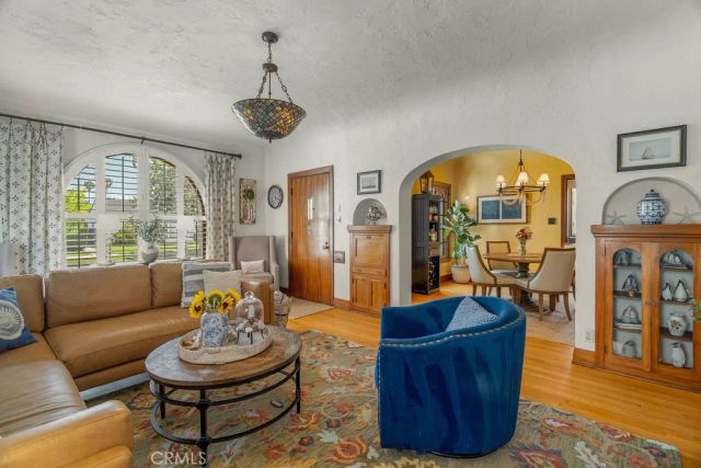 3475 Cerritos Avenue, Long Beach, CA 90807