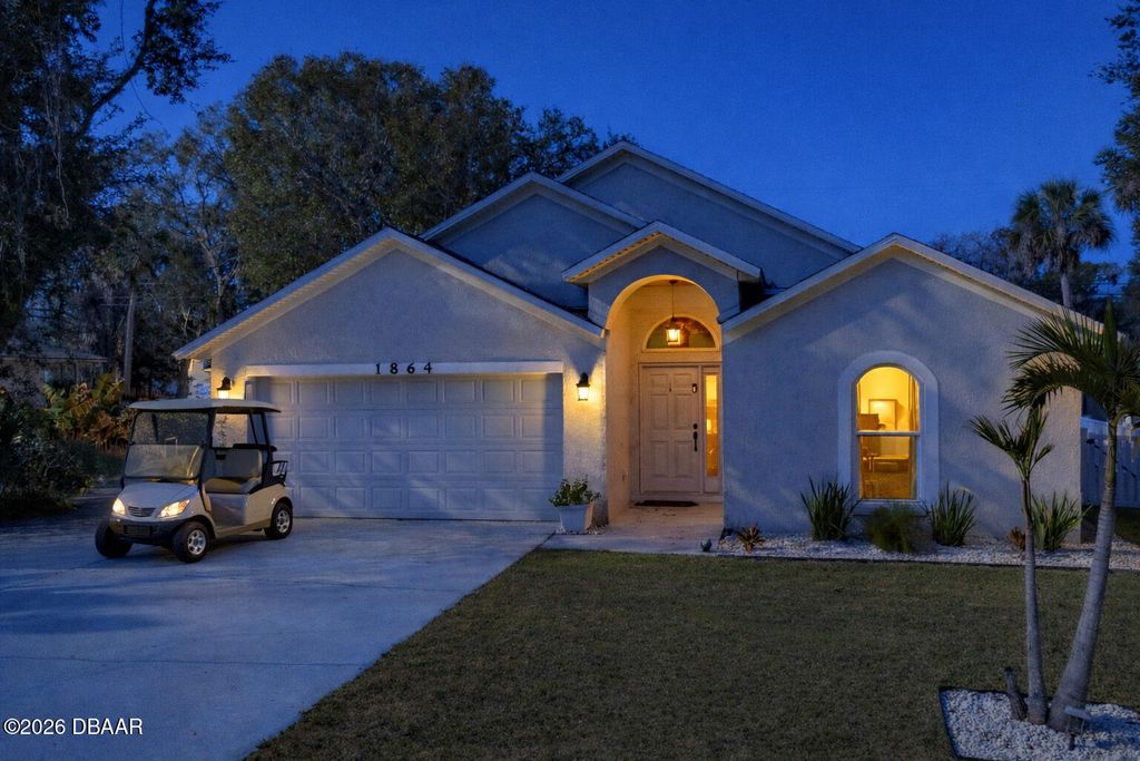 1864 Orange Tree Drive, Edgewater, FL 32141