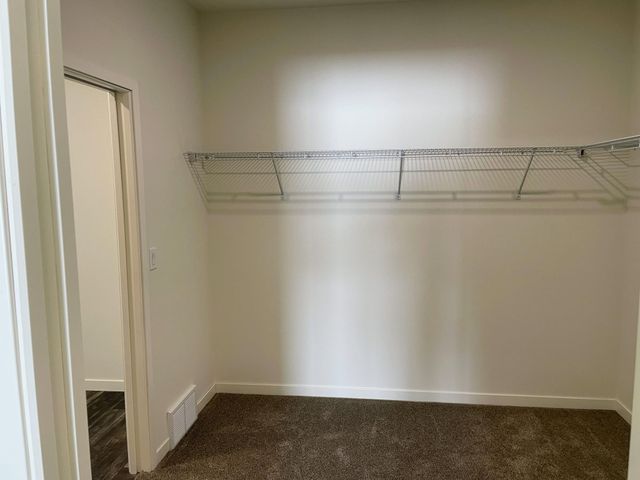 912 7th Avenue NW, Perham, MN 56573