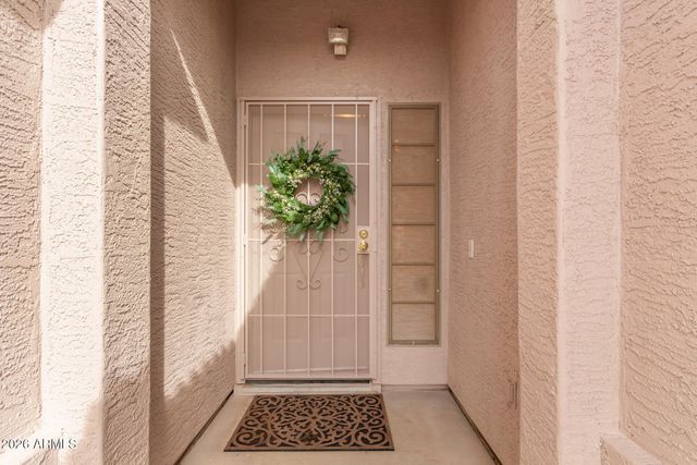 8928 E INDIANA Avenue, Sun Lakes, AZ 85248