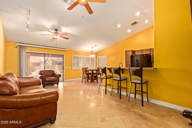 8928 E INDIANA Avenue, Sun Lakes, AZ 85248