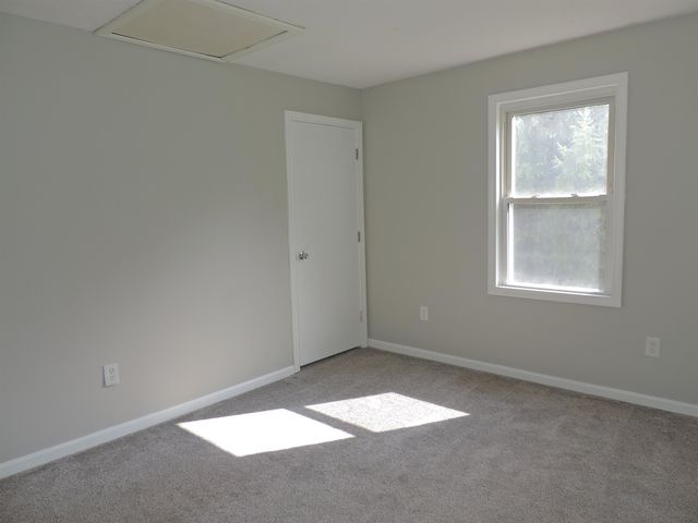 116.5 E Broadway Street L, Derry, NH 03038
