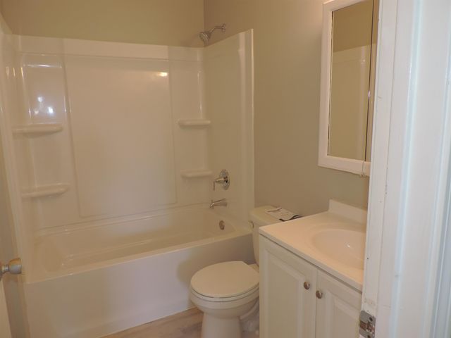 116.5 E Broadway Street L, Derry, NH 03038