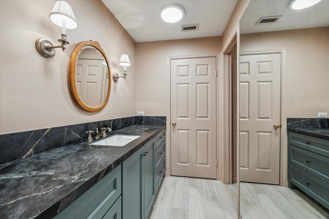 11711 Memorial Drive 545, Houston, TX 77024