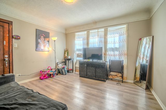 5938 W 16th Street, Cicero, IL 60804