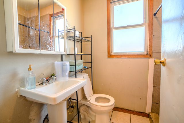 5938 W 16th Street, Cicero, IL 60804