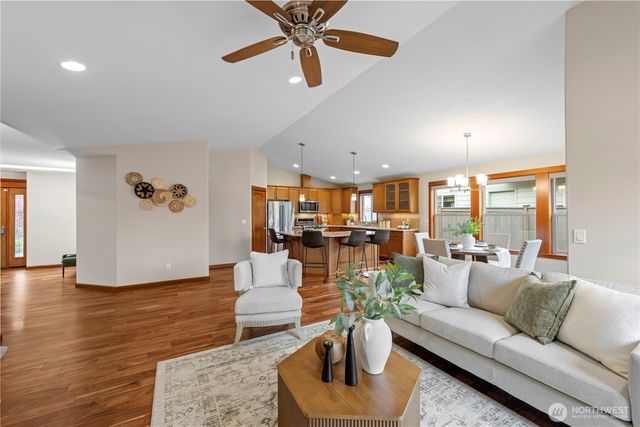 4127 146th Place SE, Snohomish, WA 98296