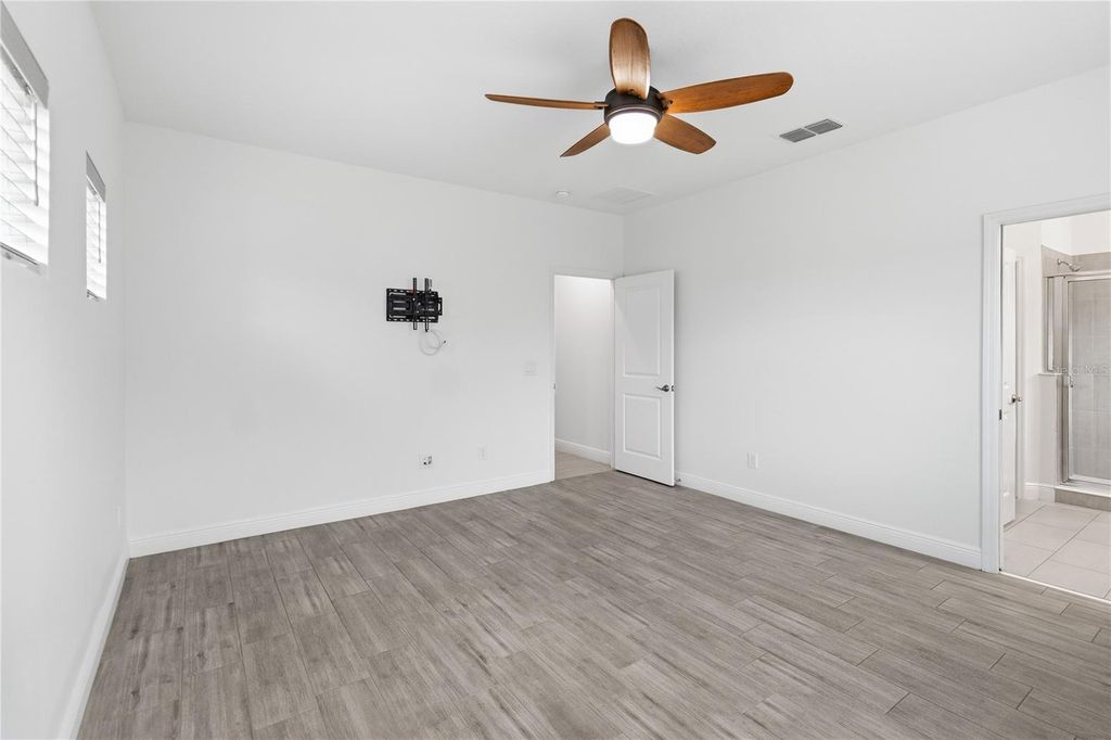 Image 33 of property listing at 13444 STODDART AVENUE, Orlando, FL 32827