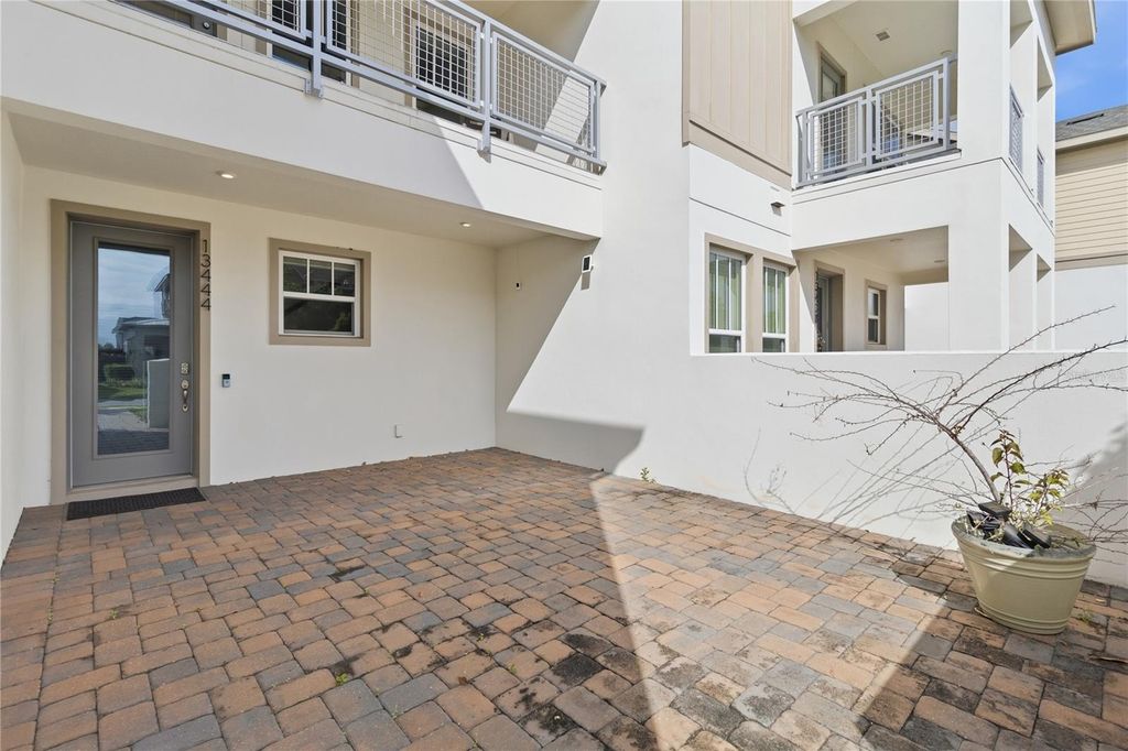 Image 8 of property listing at 13444 STODDART AVENUE, Orlando, FL 32827