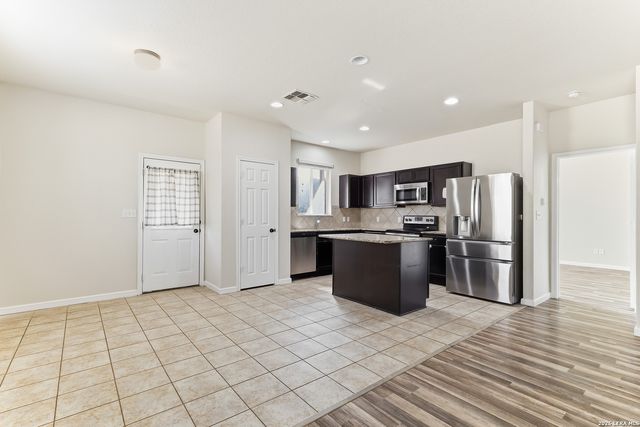 7618 Paraiso, Boerne, TX 78015