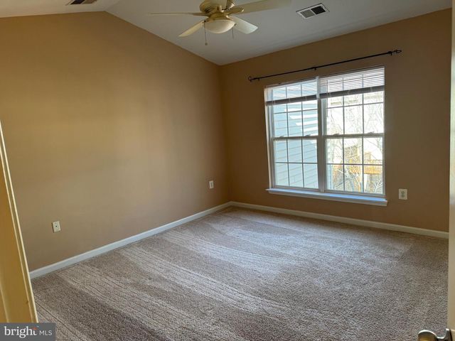 45778 PALACE TER, Sterling, VA 20166