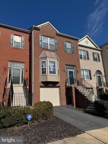 45778 PALACE TER, Sterling, VA 20166