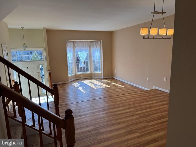 45778 PALACE TER, Sterling, VA 20166