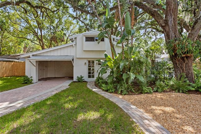 1311 E PARK CIRCLE, Tampa, FL 33604