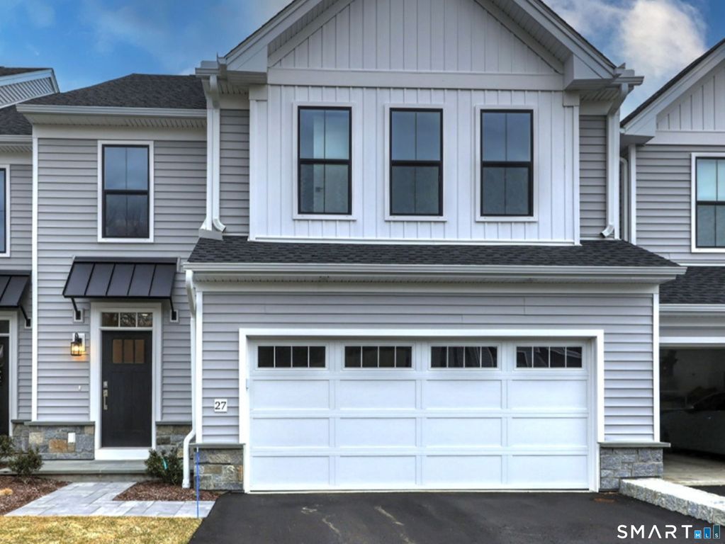 27 Heritage Lane, Woodbridge, CT 06525