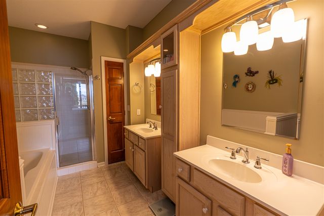 1659 E Harbour Towne Circle, Muskegon, MI 49441