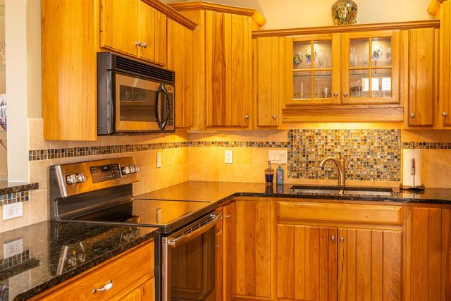 1659 E Harbour Towne Circle, Muskegon, MI 49441