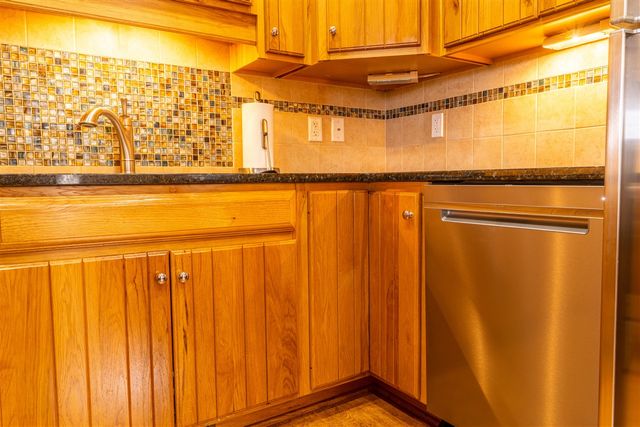 1659 E Harbour Towne Circle, Muskegon, MI 49441