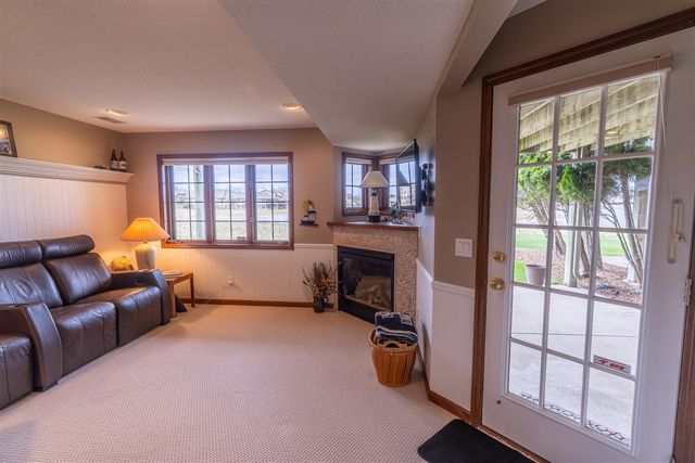 1659 E Harbour Towne Circle, Muskegon, MI 49441