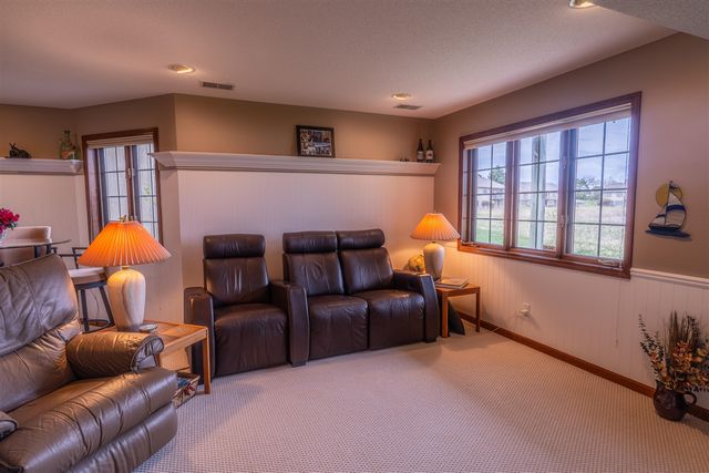 1659 E Harbour Towne Circle, Muskegon, MI 49441