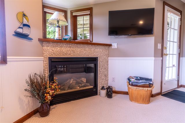 1659 E Harbour Towne Circle, Muskegon, MI 49441