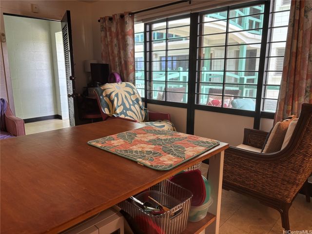 2957 Kalakaua Avenue 211, Honolulu, HI 96815
