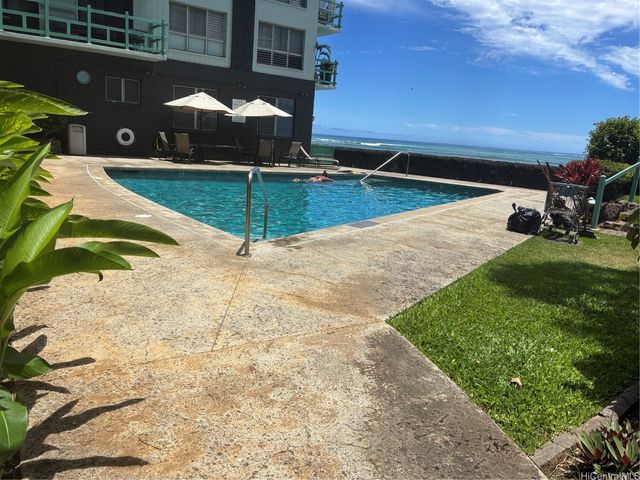 2957 Kalakaua Avenue 211, Honolulu, HI 96815