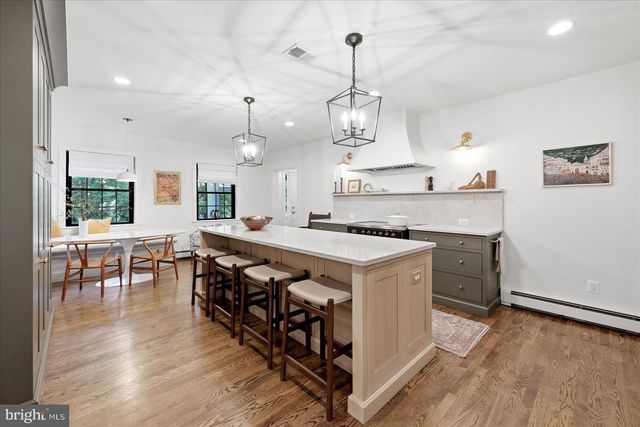 710 LIVE OAK DR, Mclean, VA 22101