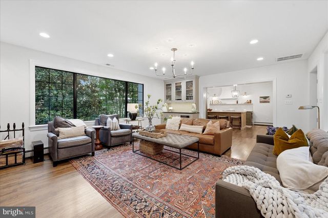 710 LIVE OAK DR, Mclean, VA 22101
