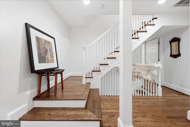 710 LIVE OAK DR, Mclean, VA 22101