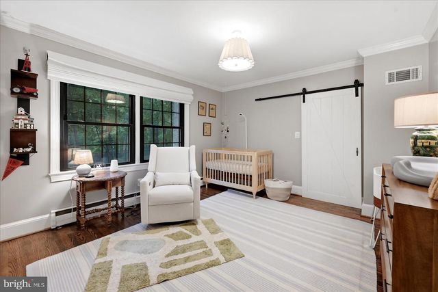 710 LIVE OAK DR, Mclean, VA 22101