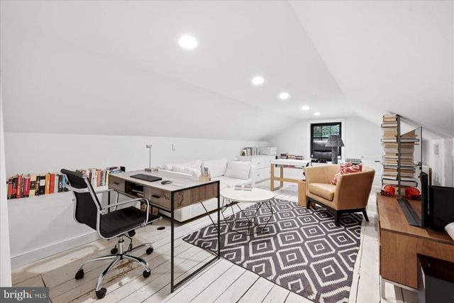 710 LIVE OAK DR, Mclean, VA 22101