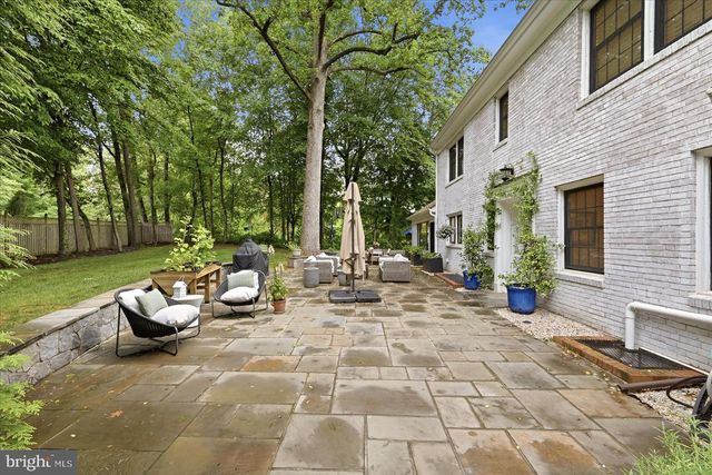 710 LIVE OAK DR, Mclean, VA 22101