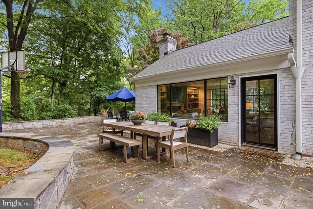 710 LIVE OAK DR, Mclean, VA 22101