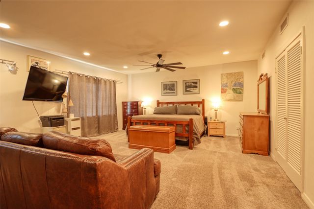 610 W Park Avenue, Weatherford, TX 76086