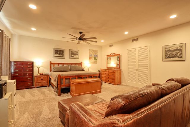 610 W Park Avenue, Weatherford, TX 76086